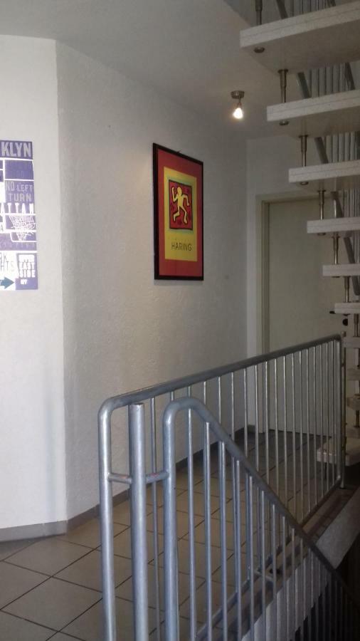 White House 'Privatzimmer' Mannheim Exterior foto