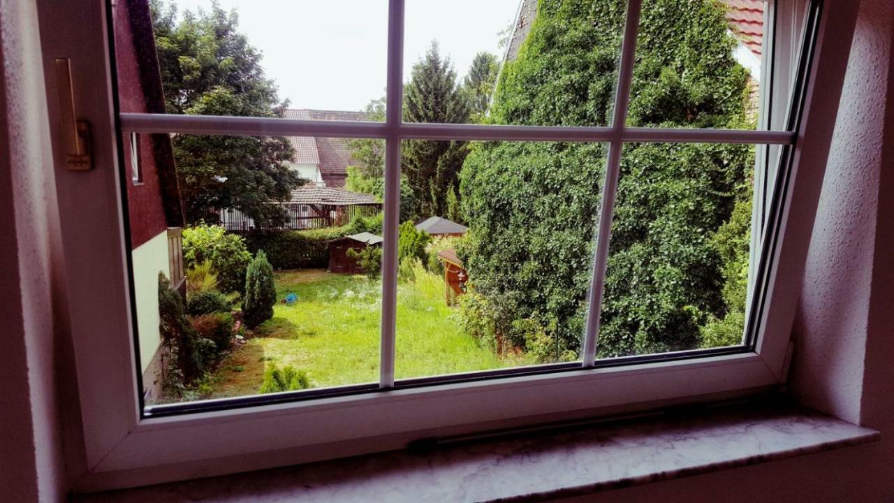 White House 'Privatzimmer' Mannheim Exterior foto