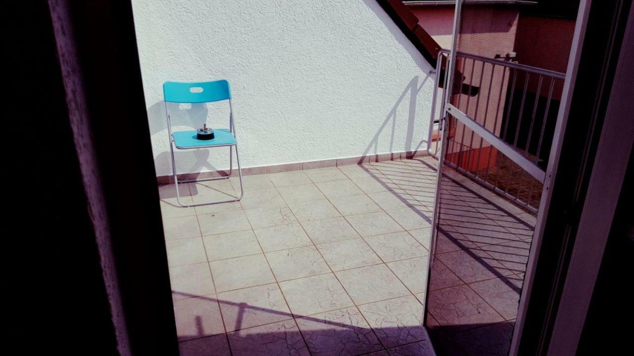 White House 'Privatzimmer' Mannheim Exterior foto
