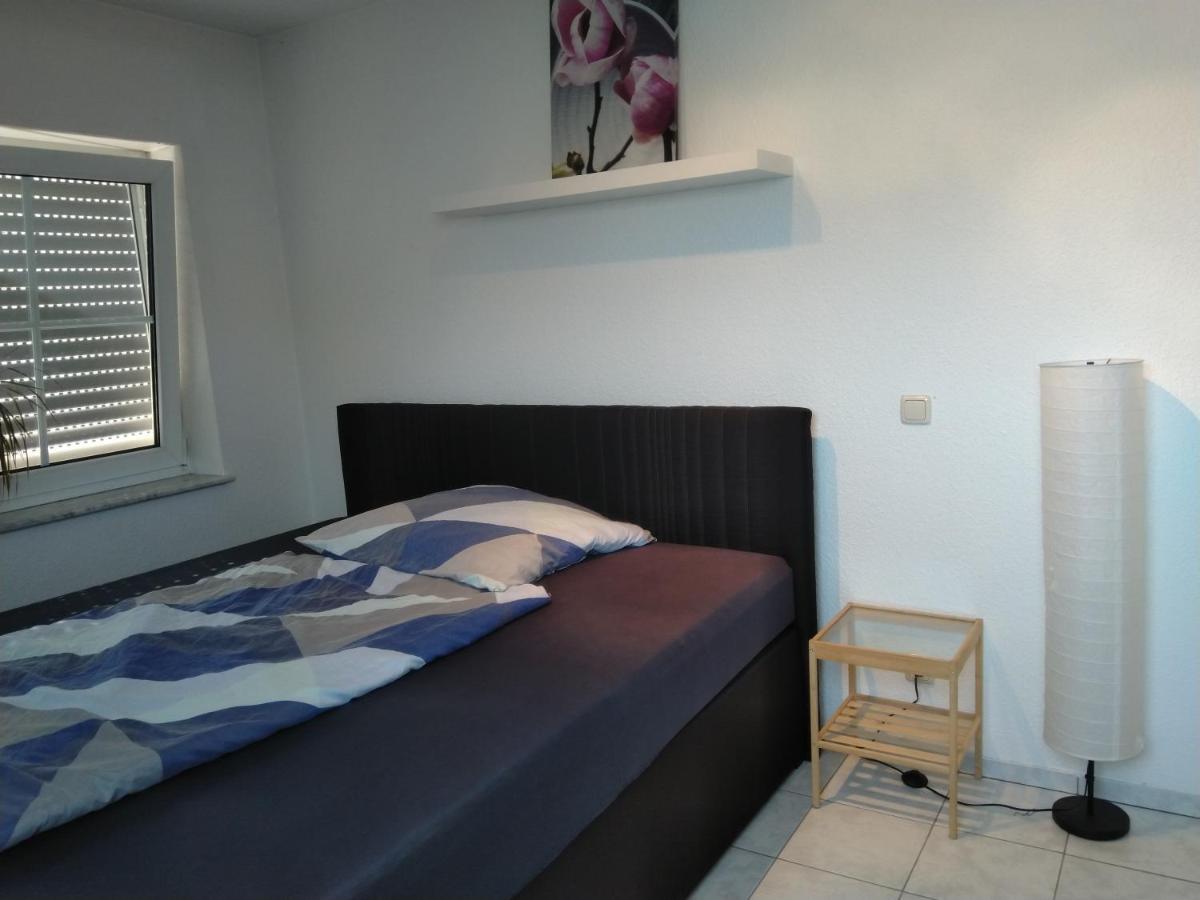 White House 'Privatzimmer' Mannheim Exterior foto